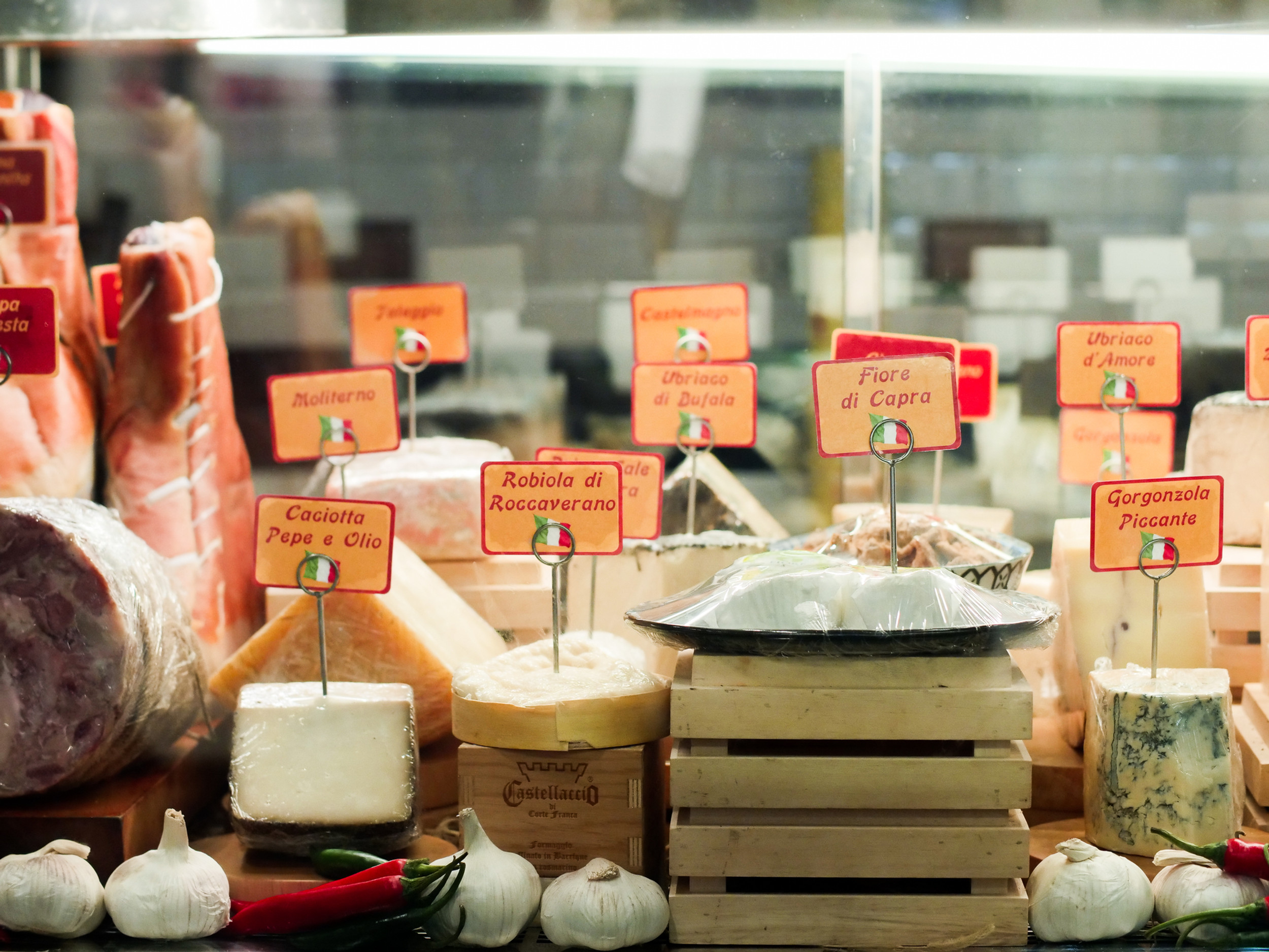 Queijos e Charcutaria